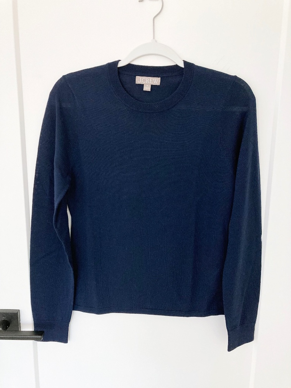 NWOT J. Crew Carolyn Fitted Crewneck Sweater in Navy Merino Wool - M